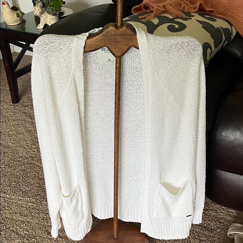 Hollister sweater